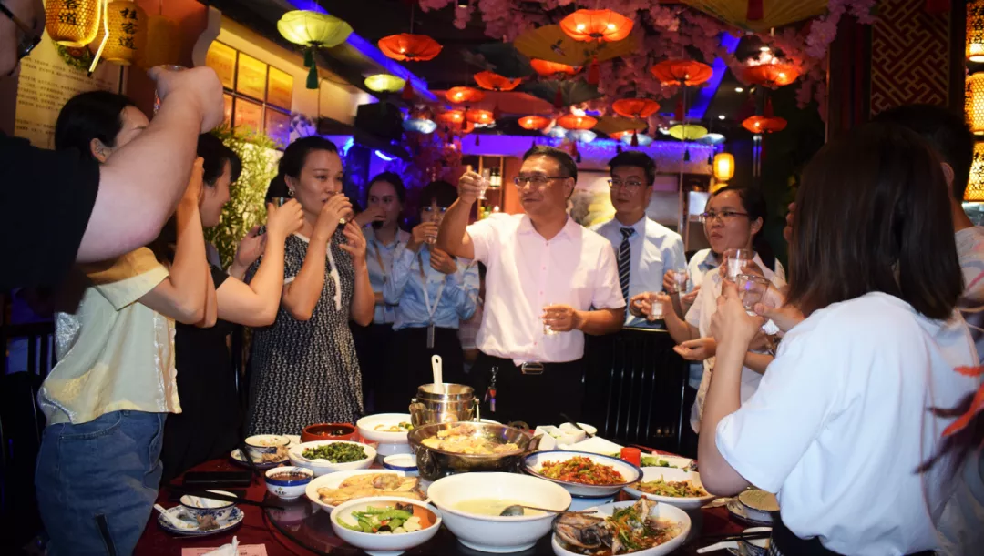 一路同行 至臻浓情——新莱·云峰豪庭答谢晚宴圆满落幕(图12)