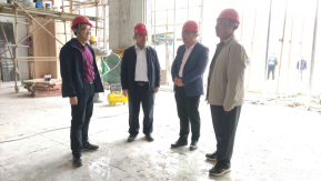 东兰县委常委、副县长郭志丰考察指导新莱云峰豪庭(图3)