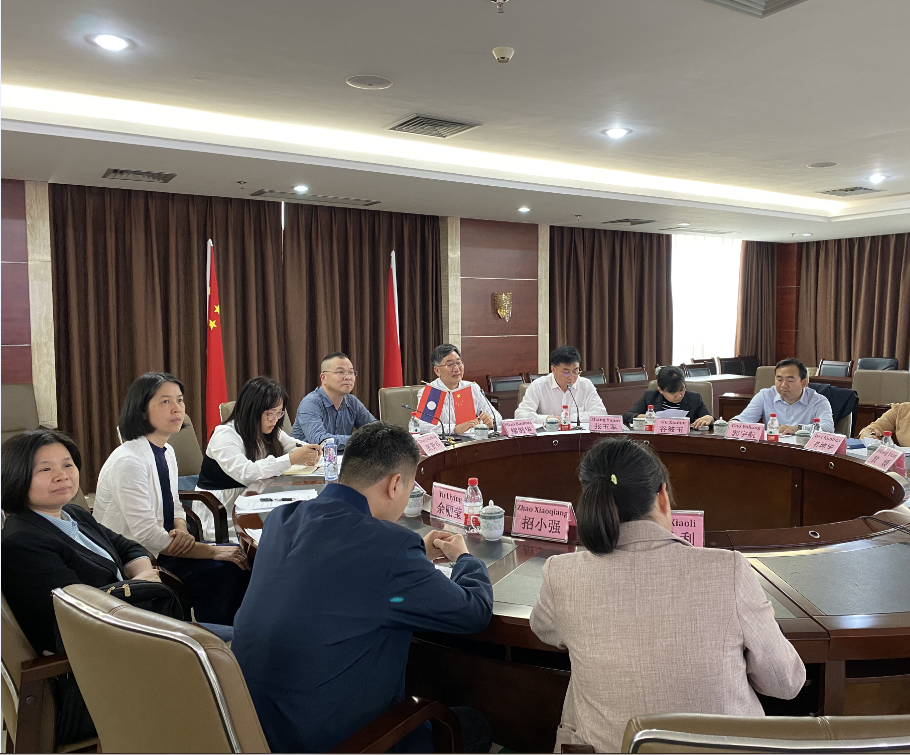 广西新莱建设有限公司总经理张贤兵受邀参加老挝国家药用植物园项目推进视频会(图1)